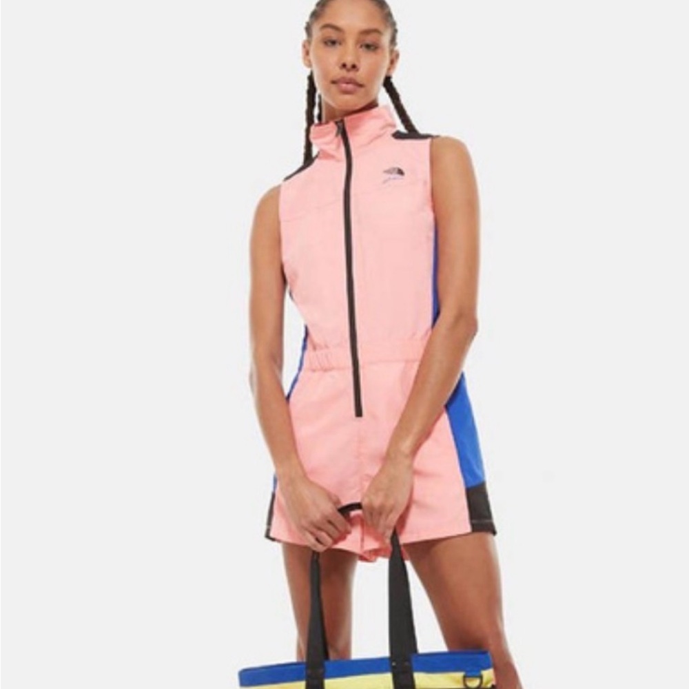 The North Face Women's Small Extreme Play Suit 90's Inspired Shorts Sleeveless S